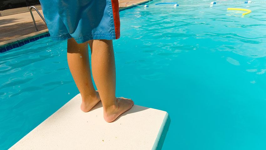 Cuidados de los pies de niños en verano