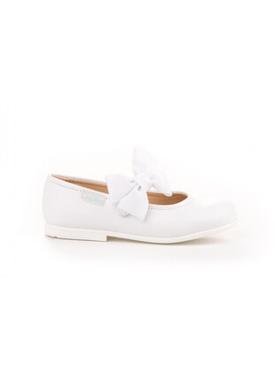 Comprar Merceditas Niña Piel Blanca Velcro Angelitos 🥇. Envio Gratuito 🚚
