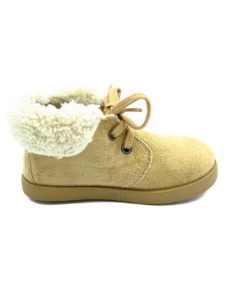 Botines Bebe Arena Modelo Pisacacas Borrego