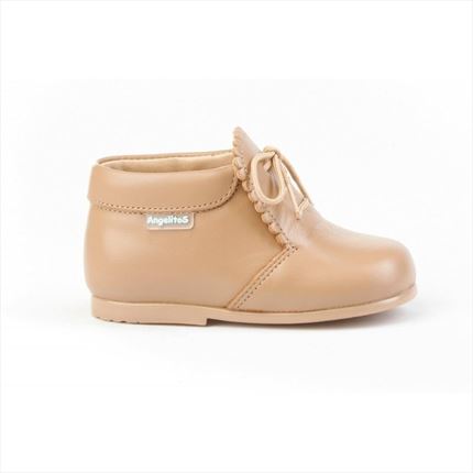 Botas Camel Primeros Pasos Angelitos 🥇  | ZapatitosDeAlba