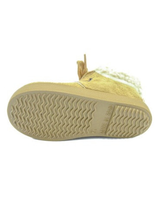 Botines Bebe Arena Modelo Pisacacas Borrego
