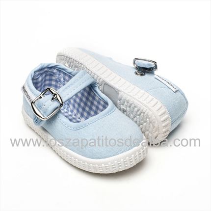 Merceditas Lonas Celeste Martinikas