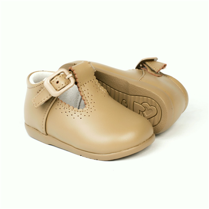 Zapatos Primeros Pasos Bebé Pepito Camel  Piel. ✔ Muy chulos