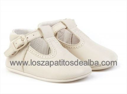 Comprar Pepito Bebe Beige Modelo Angelitos. ✔ Muy chulos | ZapatitosDeAlba