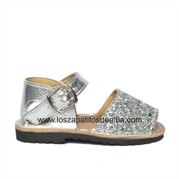 Sandalias Niña Plata Modelo Menorquinas Glitter (2)