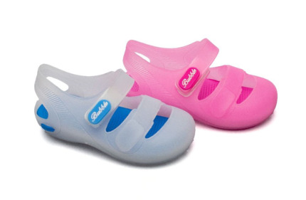 Sandalias Playeras Blancas de Goma Con Velcro