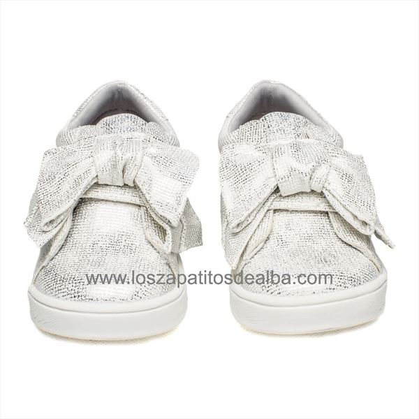 Zapatillas Deportivas baby blanco plateado modelo Lazo (2)