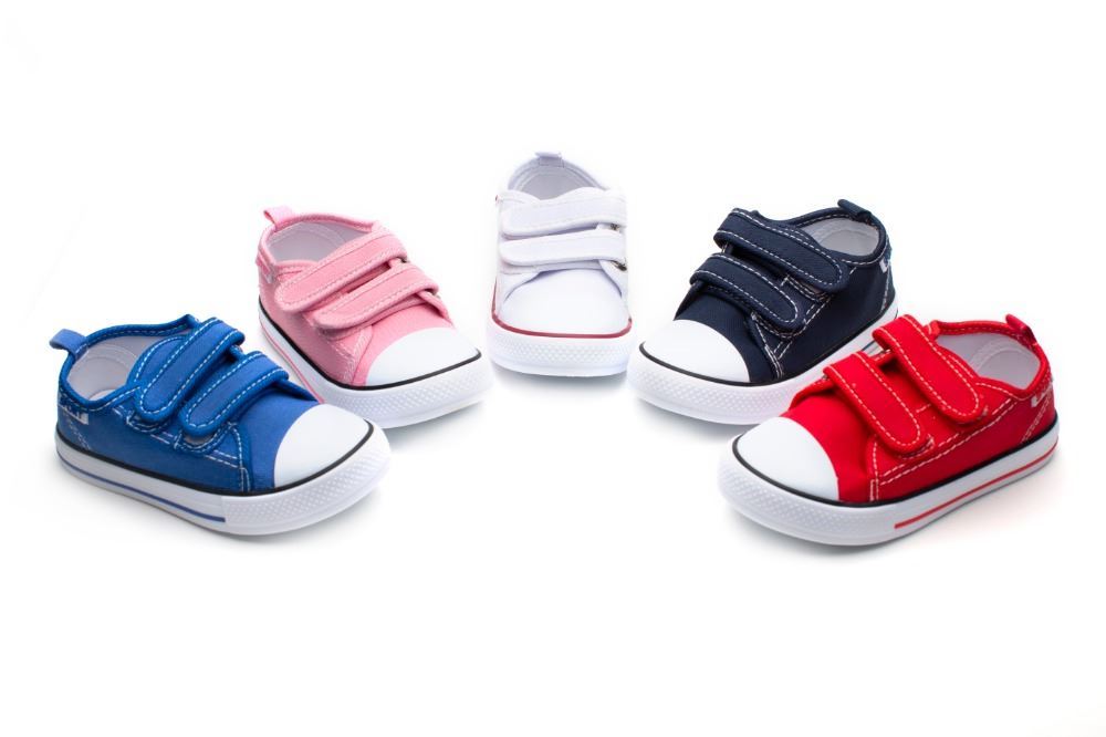 Zapatillas lona con puntera niños  Calzados Pifantines - Zapatería  Infantil, Calzado Infantil