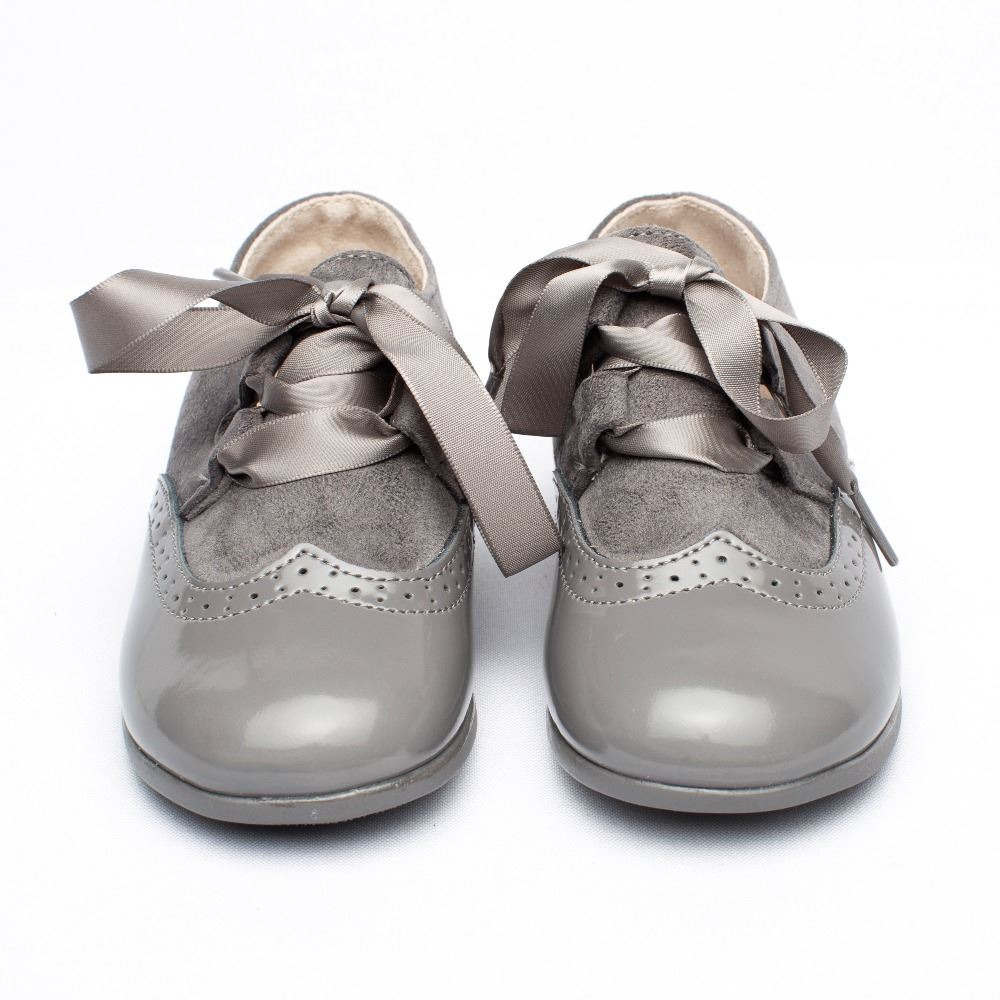 Comprar Zapato Niña Gris Modelo blucher 【Al mejor