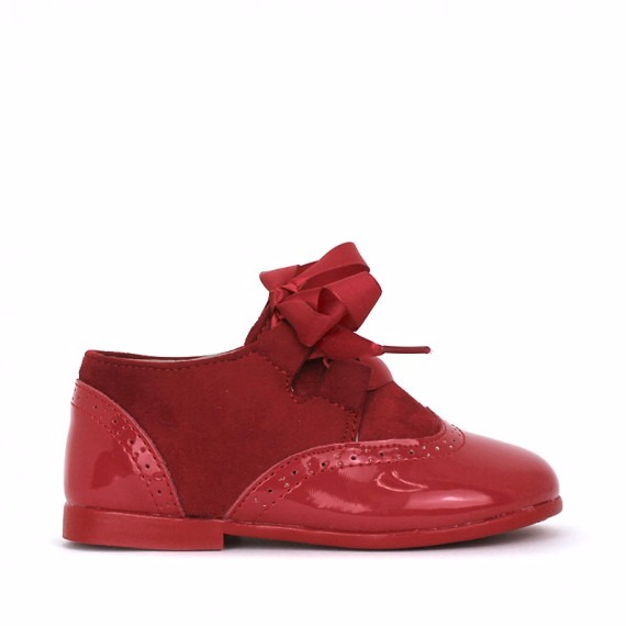 Zapato unisex rojo modelo blucher inglés