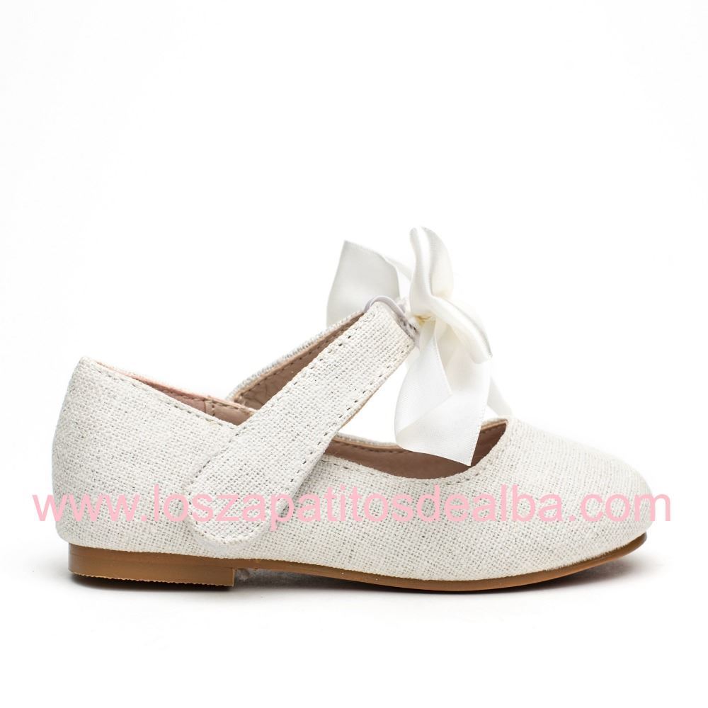 Zapato Niña Ceremonia Blanco Modelo Matilda. Muy chulos